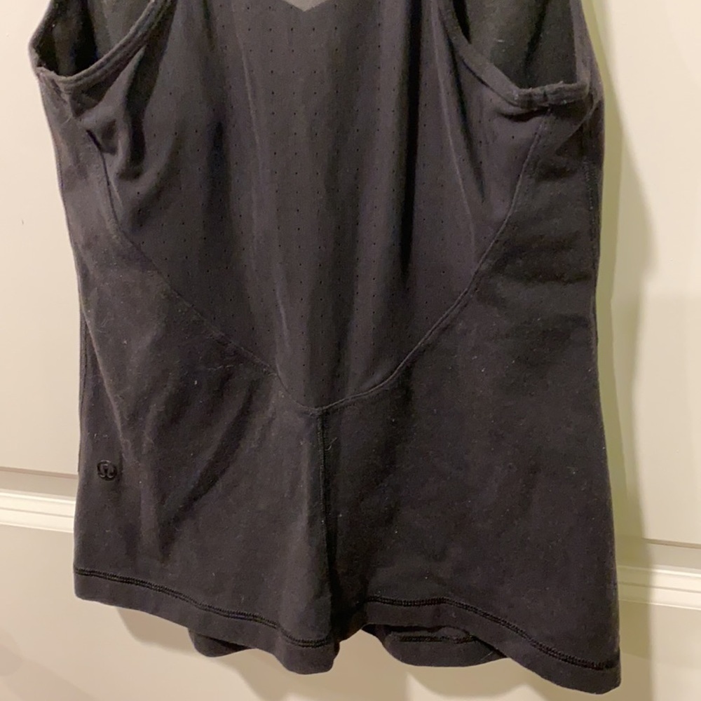 Lululemon Built In Bra Top With Mesh Back - Picture 6 of 13